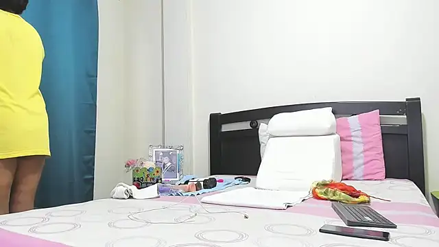 mara2020 69 online show from 09-18-25, 02:53