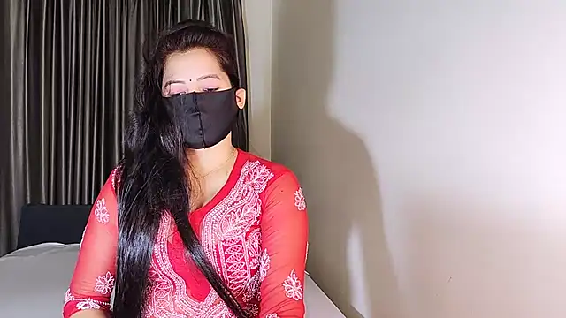 Snapshot of YourLovelyQueen chatting on 03-20-25, 05:15 YourLovelyQueen online show from 03-20-25, 05:15
