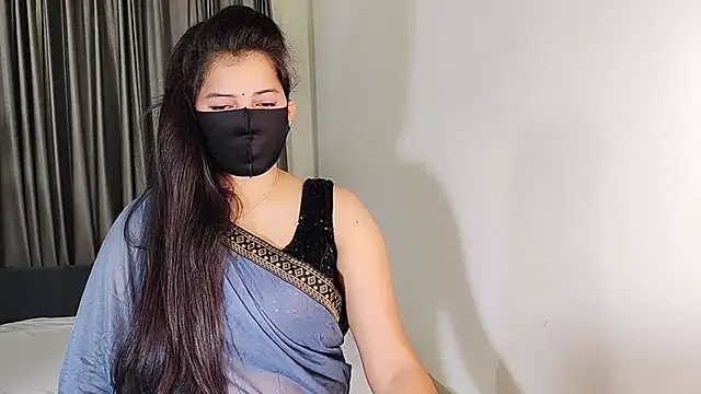Snapshot of YourLovelyQueen chatting on 01-17-25, 04:36 YourLovelyQueen online show from 01-17-25, 04:36