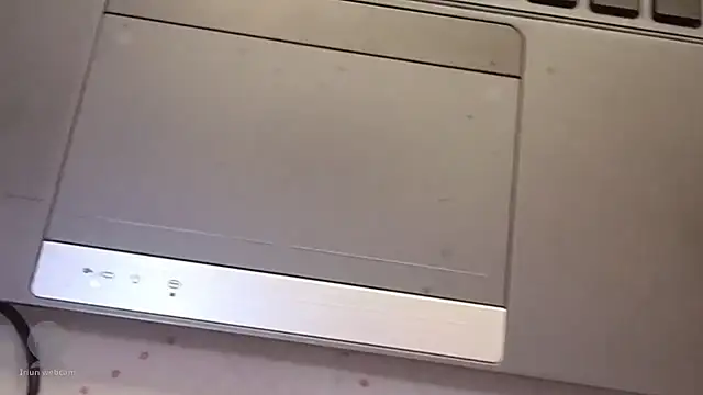 aleixane online show from 12-22-25, 04:01