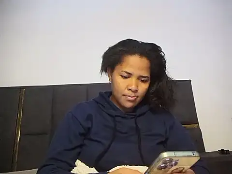 Snapshot of aleixane chatting on 07-06-26, 03:36 aleixane online show from 07-06-26, 03:36