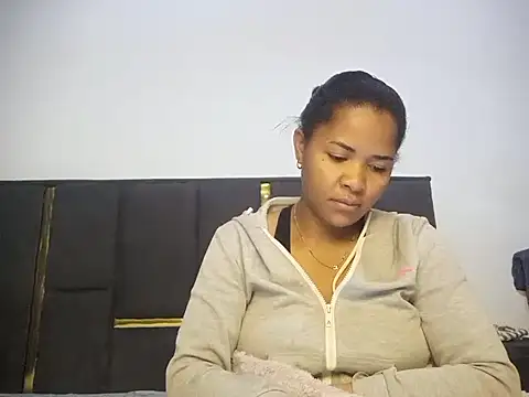 Snapshot of aleixane chatting on 07-08-26, 04:24 aleixane online show from 07-08-26, 04:24