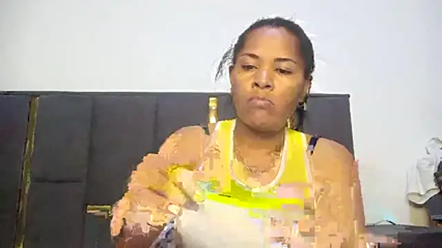 Snapshot of aleixane chatting on 07-01-26, 05:24 aleixane online show from 07-01-26, 05:24
