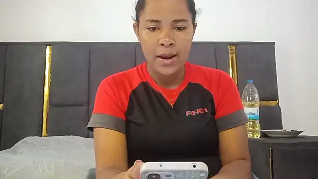 aleixane online show from 12-23-25, 04:56