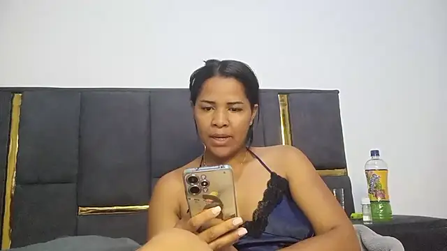 aleixane online show from 11-17-25, 06:34