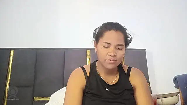 Snapshot of aleixane chatting on 06-17-26, 10:14 aleixane online show from 06-17-26, 10:14