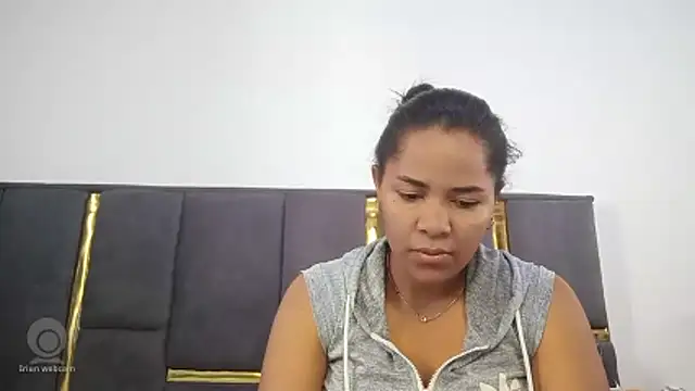 Snapshot of aleixane chatting on 06-14-26, 07:09 aleixane online show from 06-14-26, 07:09