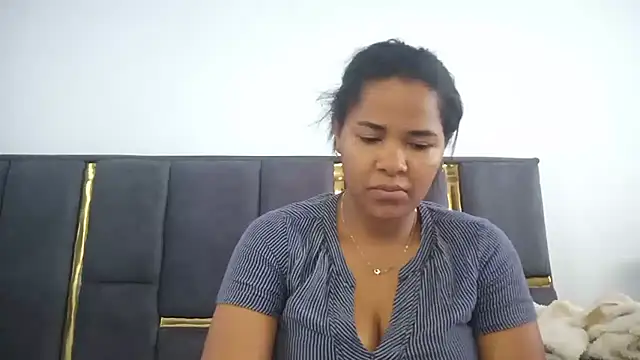 Snapshot of aleixane chatting on 06-25-26, 05:05 aleixane online show from 06-25-26, 05:05