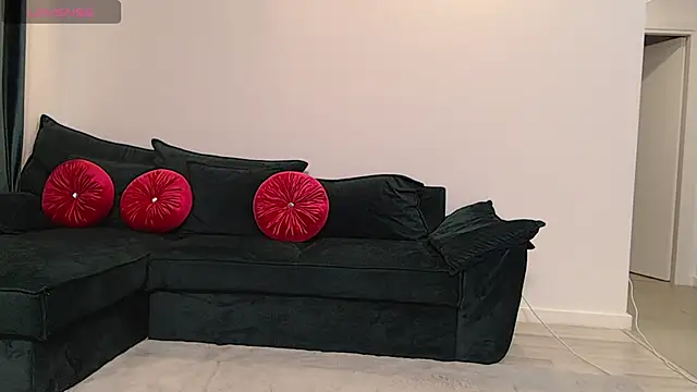 natasha-bigas online show from 04-28-26, 09:08