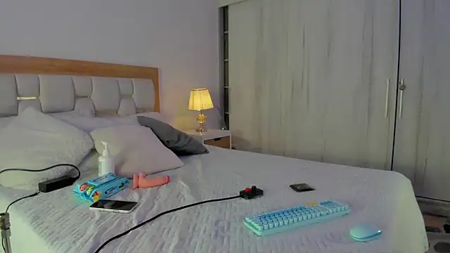 elena mature online show from 01-15-26, 07:06