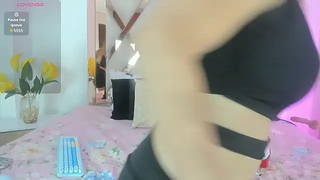 elena mature online show from 03-13-26, 07:08