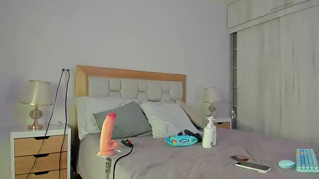 elena mature online show from 01-11-26, 06:59