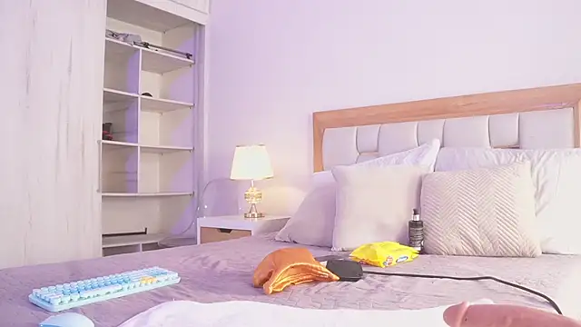 elena mature online show from 12-05-25, 06:06