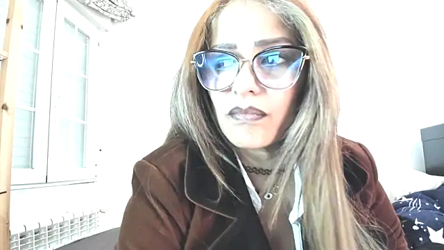Snapshot of CristalDivine chatting on 02-12-26, 09:53 CristalDivine online show from 02-12-26, 09:53