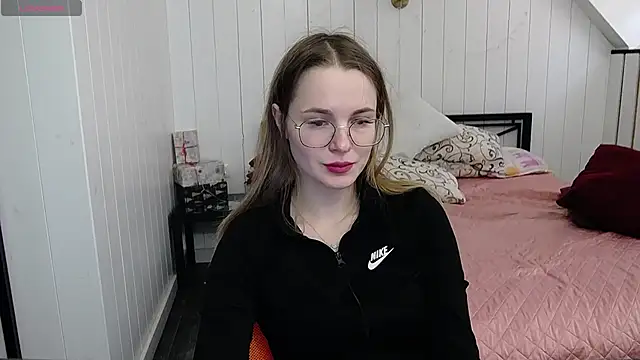 CindyJonson online show from 03-18-25, 06:17