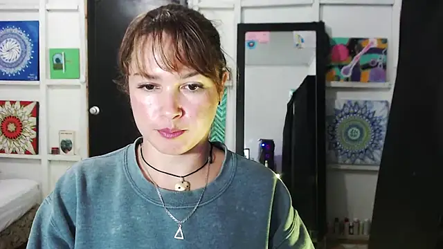 solamatista11 online show from 10-27-25, 07:37