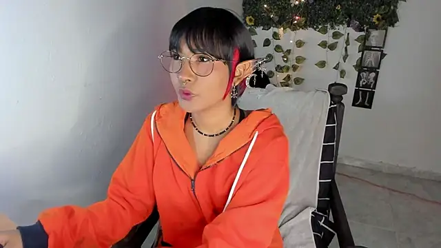 Mary Rosse1 online show from 10-16-25, 06:38