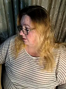 Iceprincess2bad4u online show from 05-27-26, 06:26