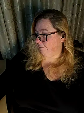 Iceprincess2bad4u online show from 05-12-26, 06:14