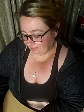 Iceprincess2bad4u online show from 10-19-25, 05:48