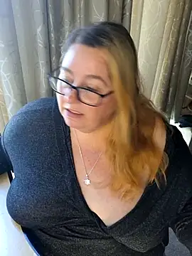 Iceprincess2bad4u online show from 11-22-25, 06:23