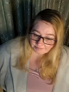 Iceprincess2bad4u online show from 06-03-26, 06:34