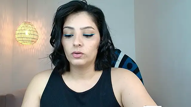 YummyAnna  online show from 04-25-26, 07:55