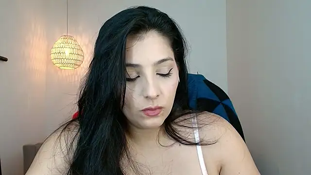 YummyAnna  online show from 11-05-25, 08:01