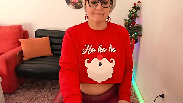 Milf-Ella online show from 12-22-25, 10:15