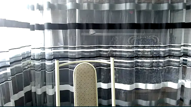 cold lollipop online show from 10-12-25, 07:32