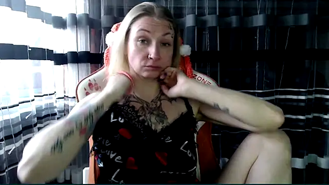 cold lollipop online show from 02-24-26, 06:36