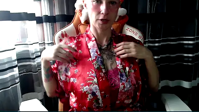 cold lollipop online show from 05-04-26, 06:17