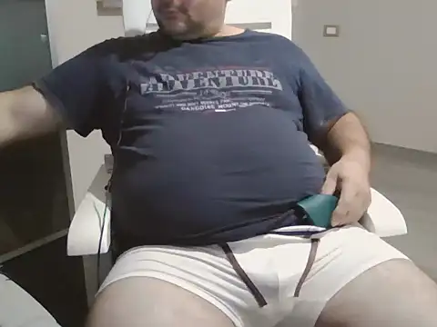 iron boy80 online show from 10-26-25, 03:45