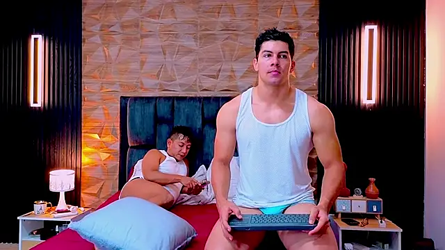 FelipeAndMarcello3 online show from 05-27-26, 02:13