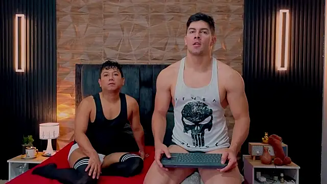 FelipeAndMarcello3 online show from 09-09-25, 02:26