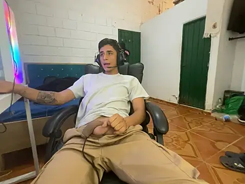 Max TheHorseDick online show from 03-15-26, 09:11