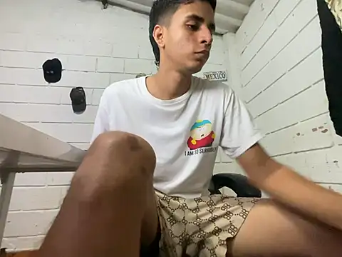 Max TheHorseDick online show from 07-16-26, 02:08