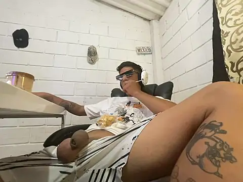 Max TheHorseDick online show from 07-22-26, 08:55