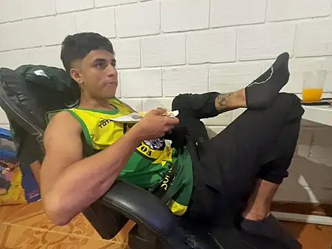 Max TheHorseDick online show from 03-01-26, 05:51