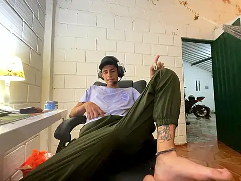 Max TheHorseDick online show from 11-02-25, 12:59