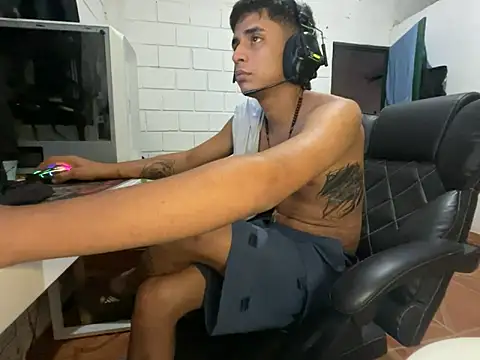 Max TheHorseDick online show from 04-23-26, 10:33