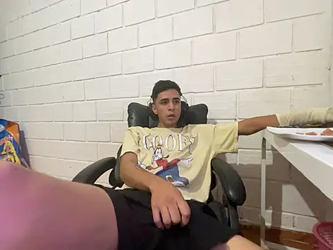 Max TheHorseDick online show from 03-01-26, 07:14