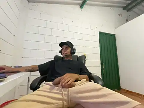 Max TheHorseDick online show from 11-08-25, 10:46