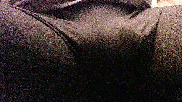 Snapshot of SDtinycok chatting on 11-01-25, 12:10 SDtinycok online show from 11-01-25, 12:10