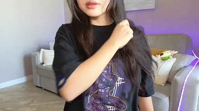 TammiLou online show from 10-06-25, 05:41