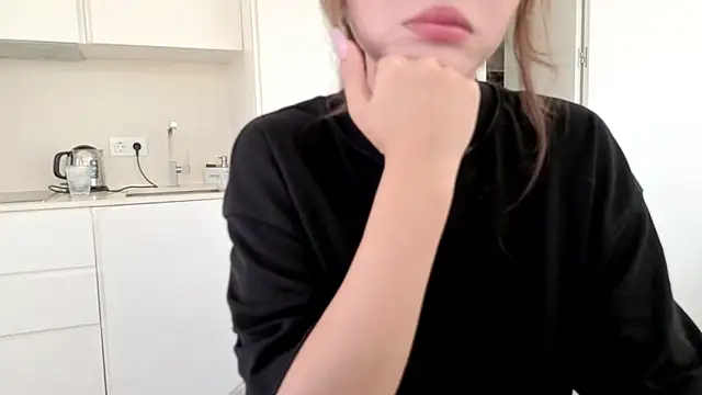 TammiLou online show from 03-24-26, 01:22