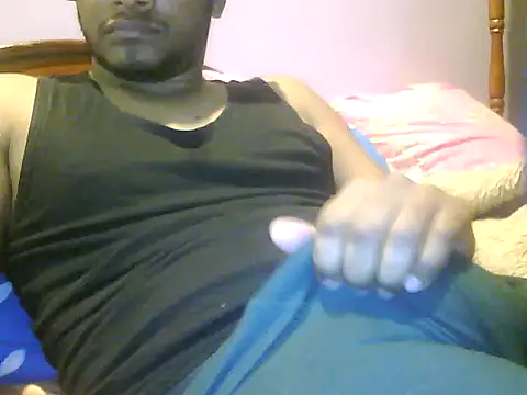 Snapshot of piratess chatting on 01-04-25, 02:25 piratess online show from 01-04-25, 02:25