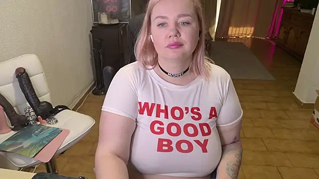 Snapshot of MargotGrey chatting on 02-27-26, 09:09 MargotGrey online show from 02-27-26, 09:09