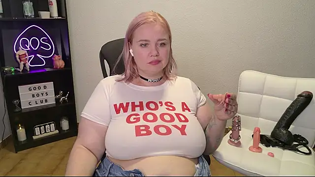 MargotGrey online show from 06-07-26, 07:19