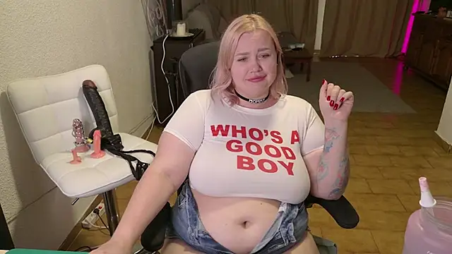 MargotGrey online show from 05-05-26, 01:14